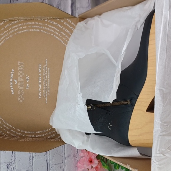 Dr. Scholl's Win Over Zipper Platform Ankle Boots NIB - Picture 12 of 13